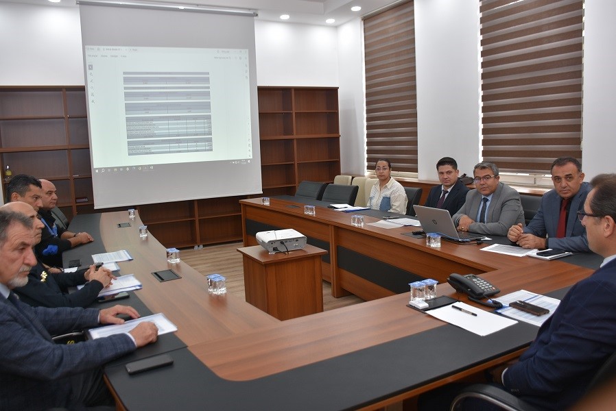 Salihli’de metruk binalar masaya yatırıldı