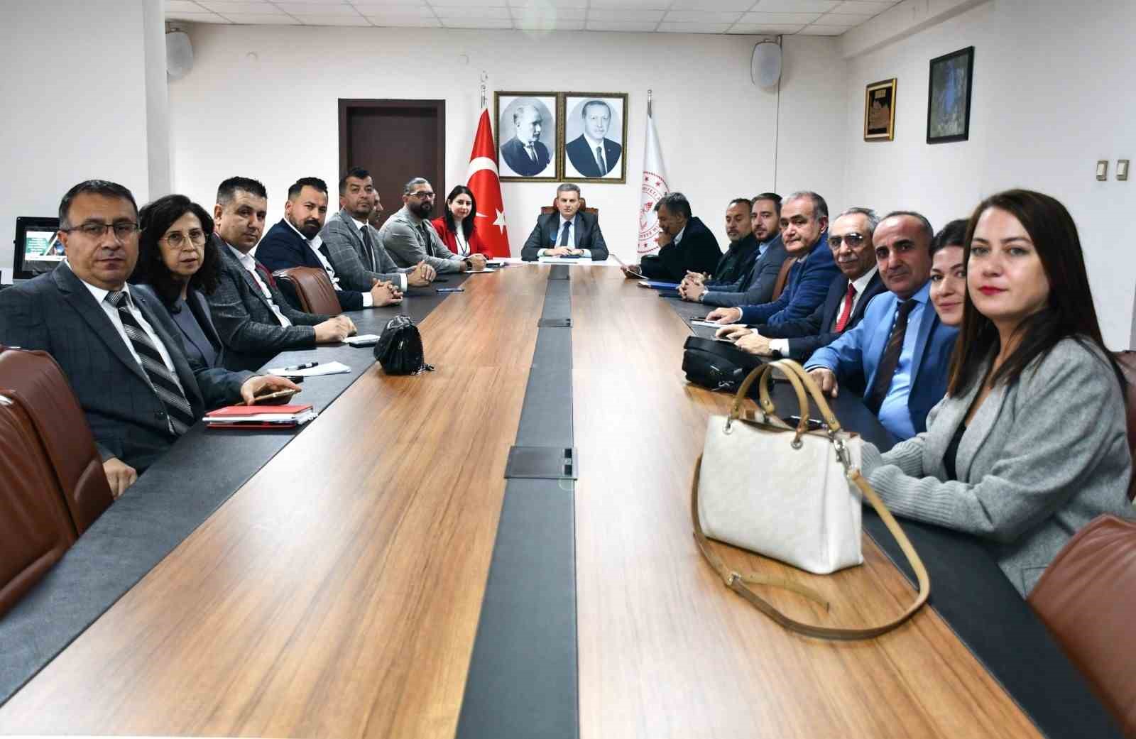 ESGES Sempozyumu için okul müdürleriyle sene başı toplantısı gerçekleştirildi