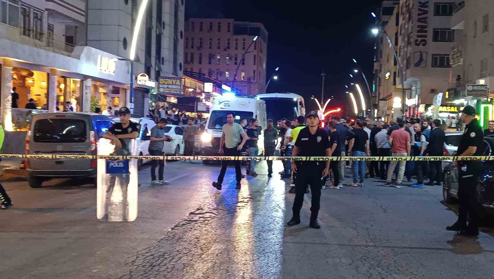 Batman’da silahlı kavga: Olaya müdahale eden polis yaralandı
