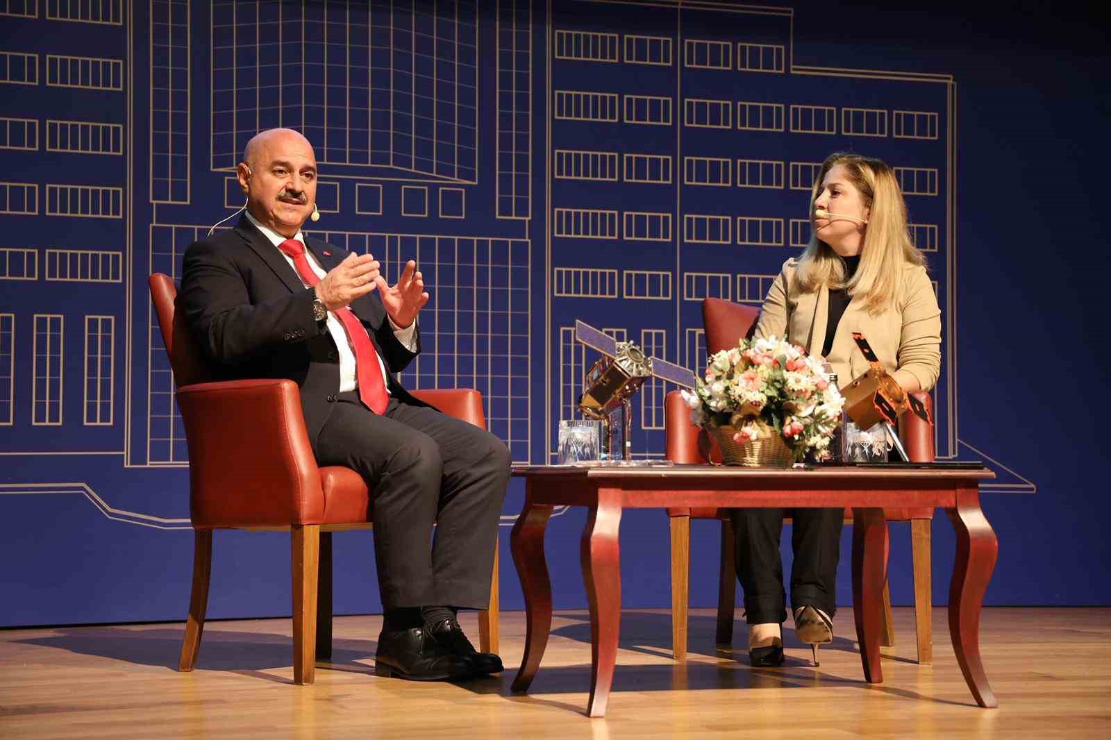 Rektör Sözbir’den öğrencilere yol gösterici tavsiyeler