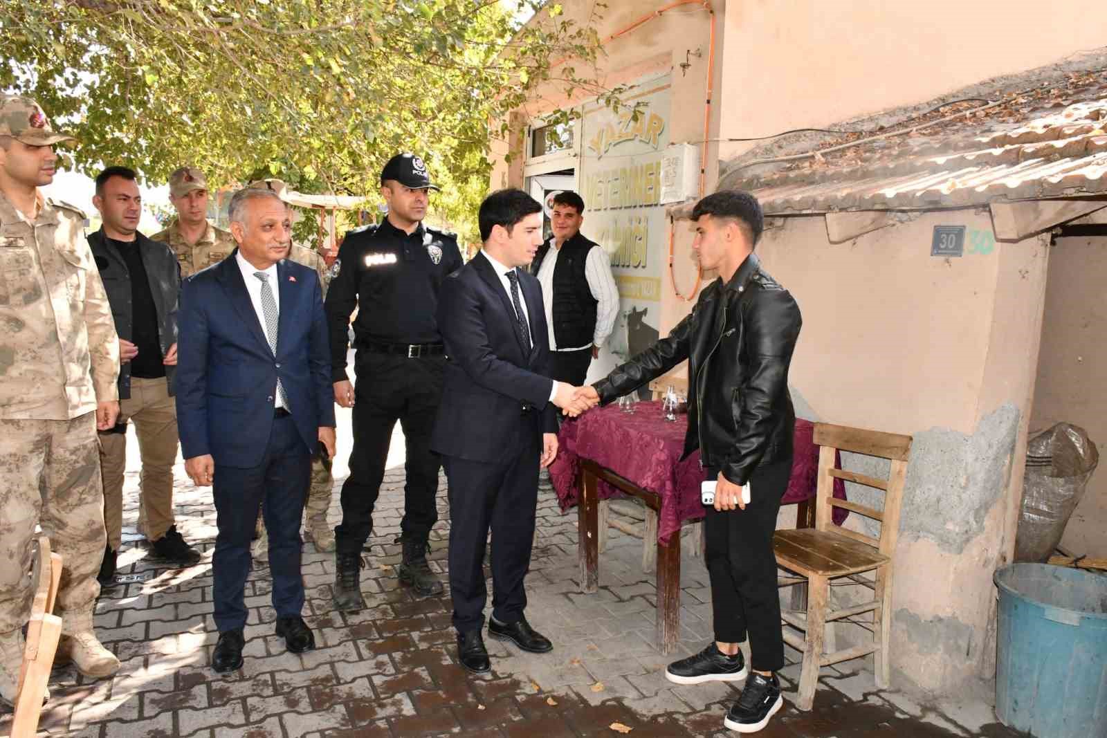 Aralık Kaymakamı Gülnar, esnaf ve vatandaşların taleplerini dinledi