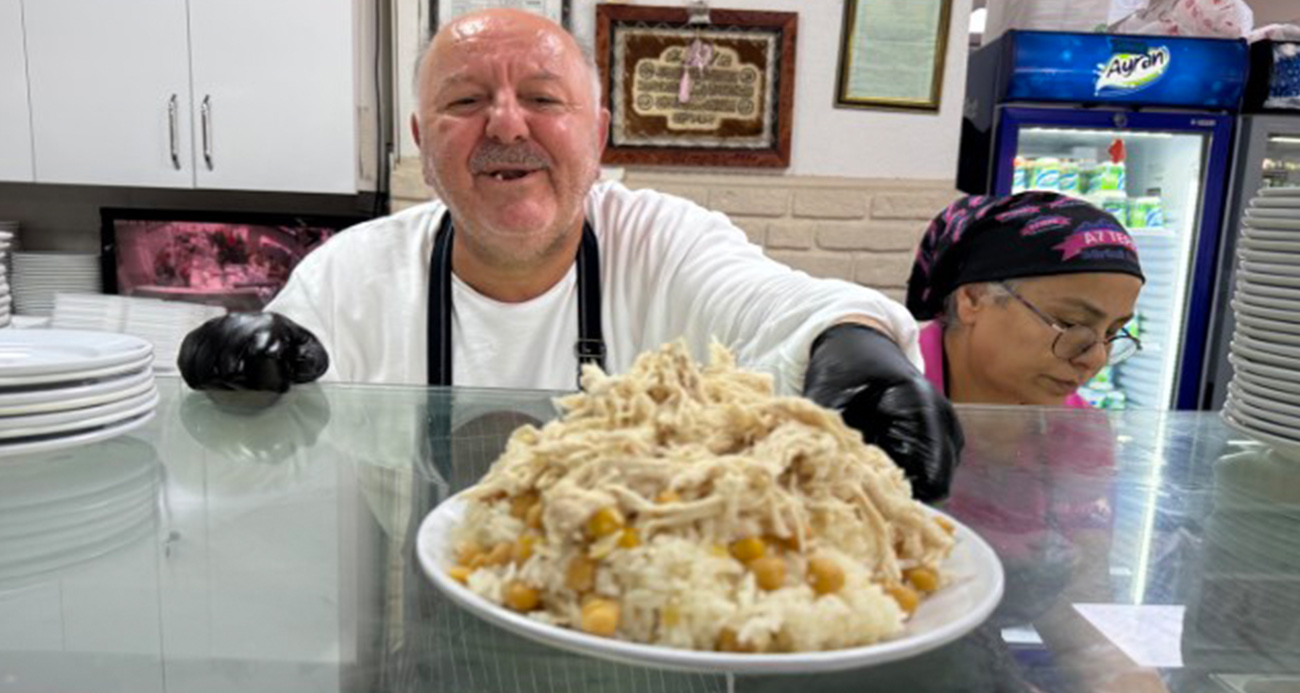 Gariban pilavcısı ‘Haluk Baba’ öğrencilerin ve dar gelirlilerin uğrak noktası