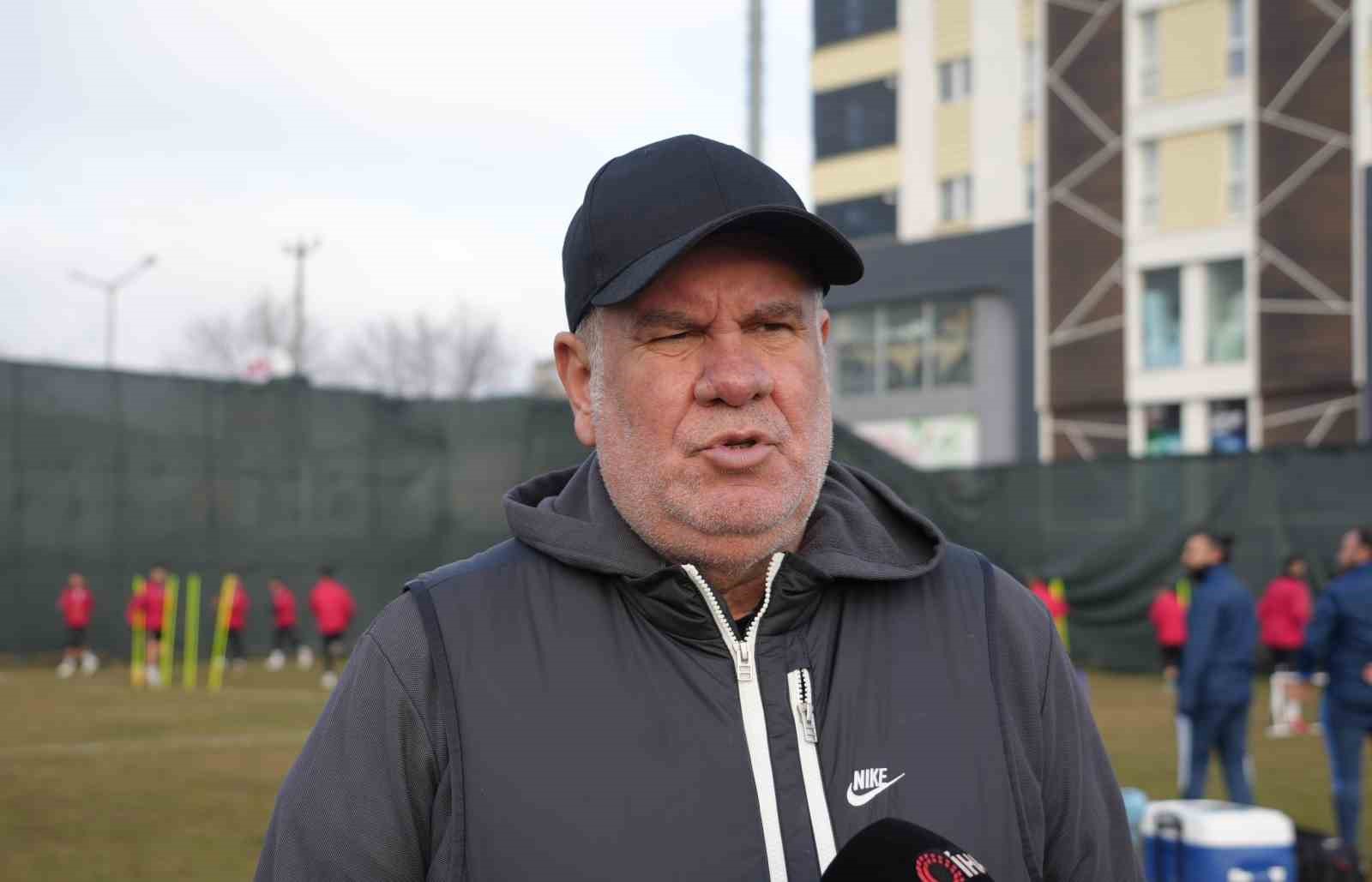 İzmir Çoruhlu FK’da Levent Eriş sesleri