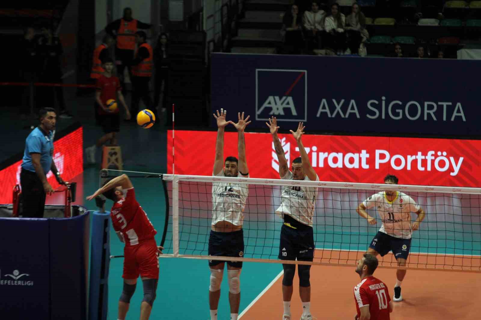 TSYD Ankara Cumhuriyet Kupası: Fenerbahçe Medicana: 3 - Spor Toto: 1