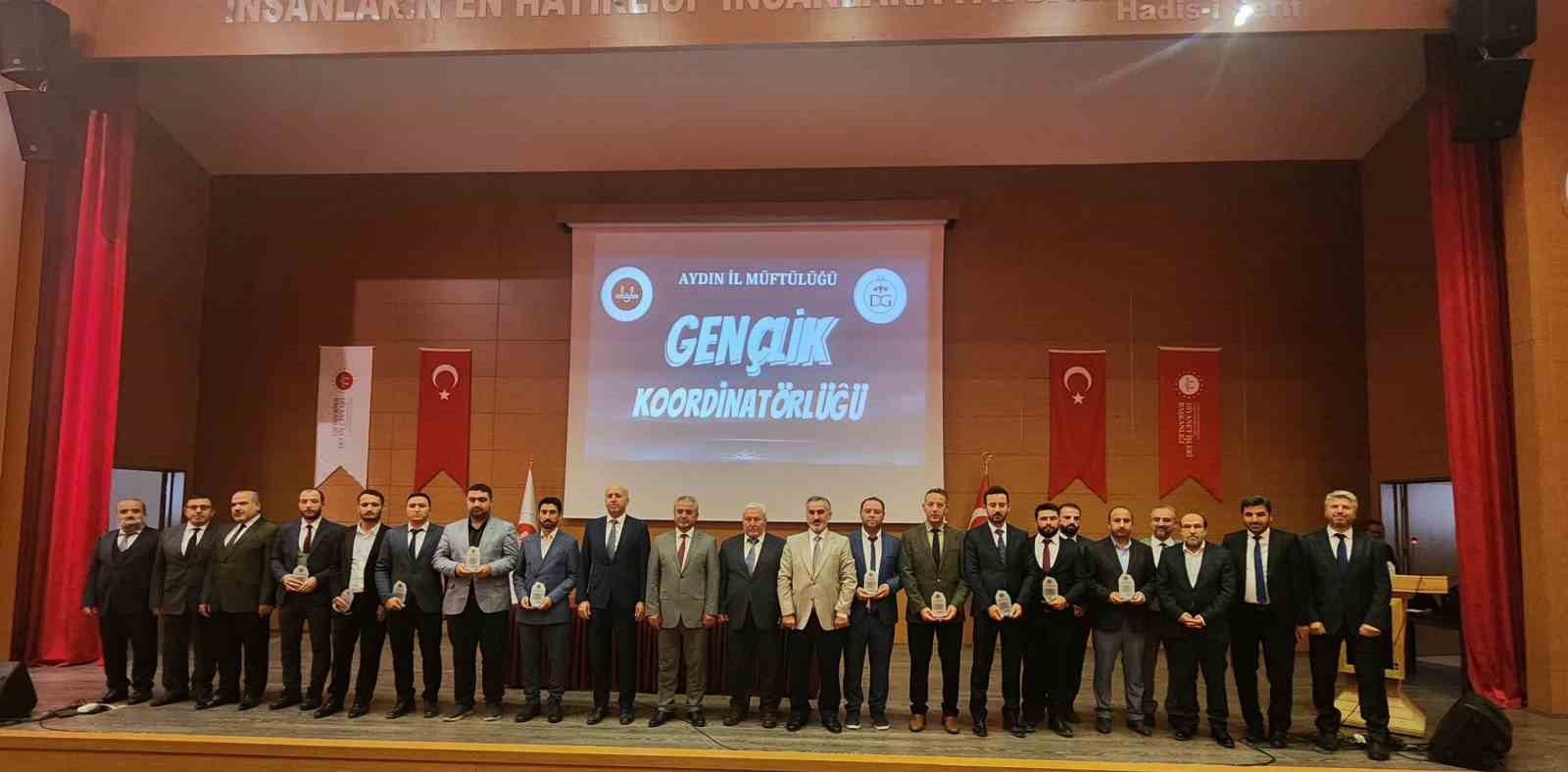 Aileye ve gençlere yönelik faaliyetler tanıtıldı