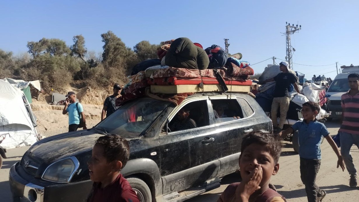 Filistinliler, ateşkesin yürürlüğe girmesiyle Gazze şehrine dönüyor