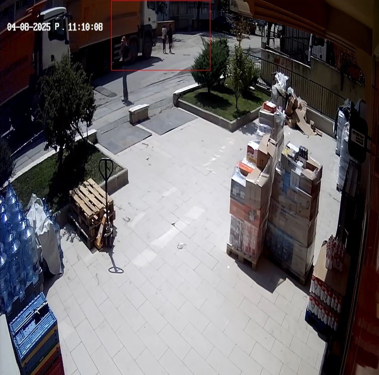 Ankara’da iki kişinin ezilerek ölmesine neden olan sürücünün daha önce de aynı olaya karıştığı ve 10 suç kaydı olduğu öğrenildi