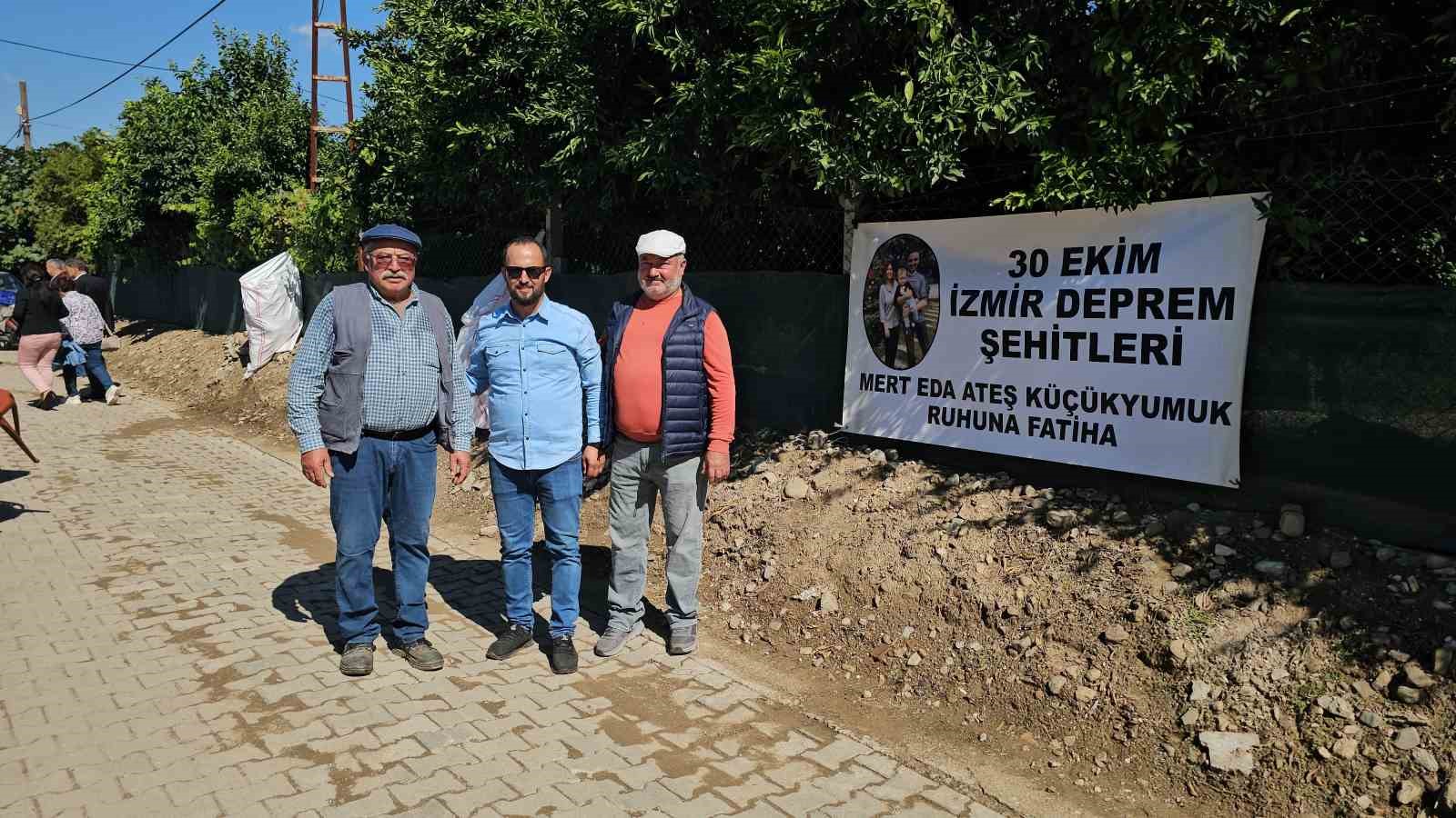 Atça’da geleneksel hayır şehitlere adandı, paramotor gösterisi ise ilgi topladı