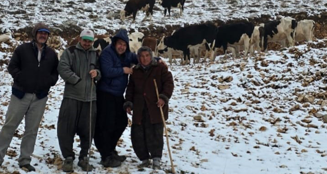 Aniden kar bastırınca yaylada mahsur kalan kadın kurtarıldı