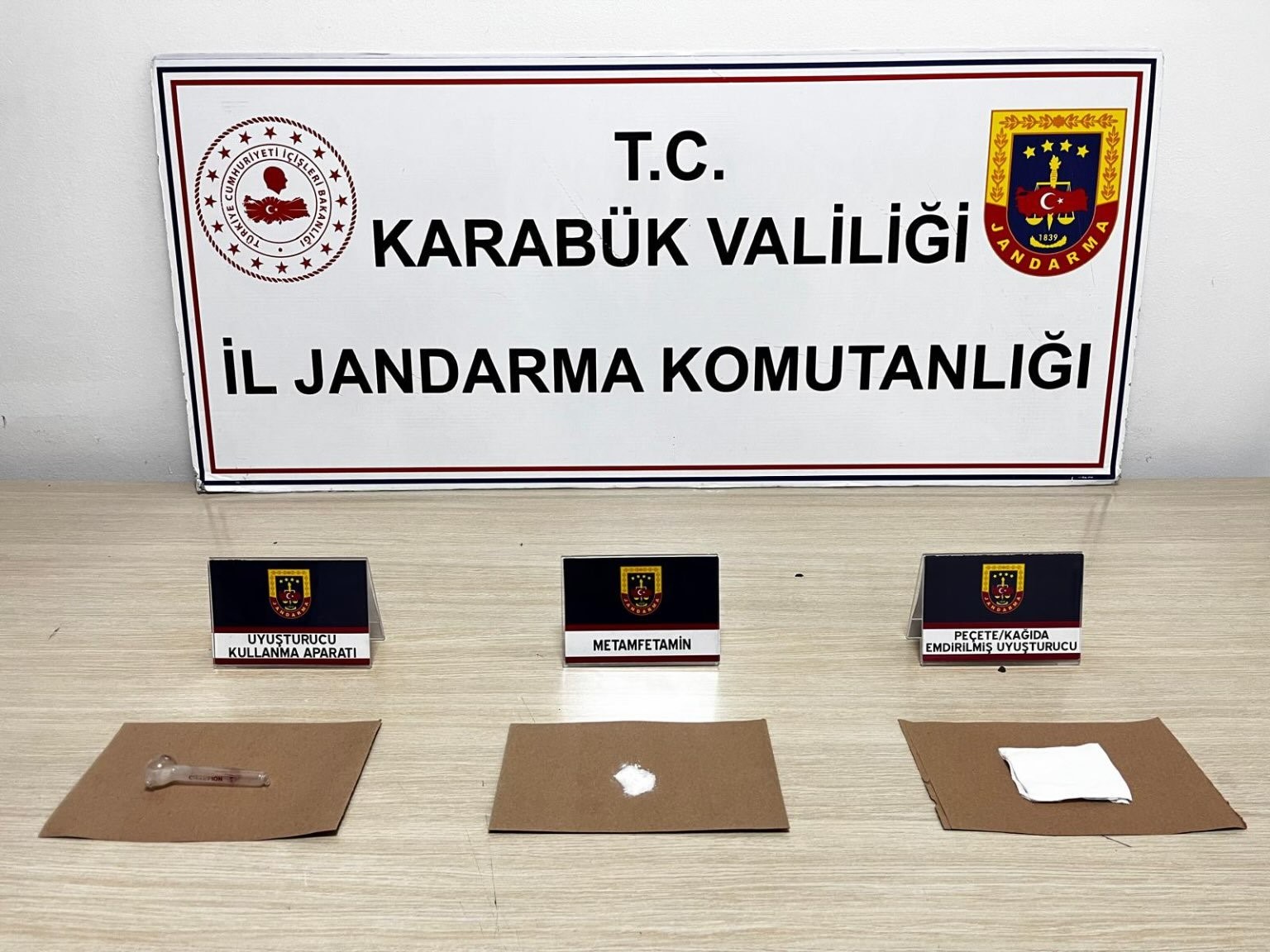 Karabük’te uyuşturucu ile yakalanan şahıs gözaltına alındı