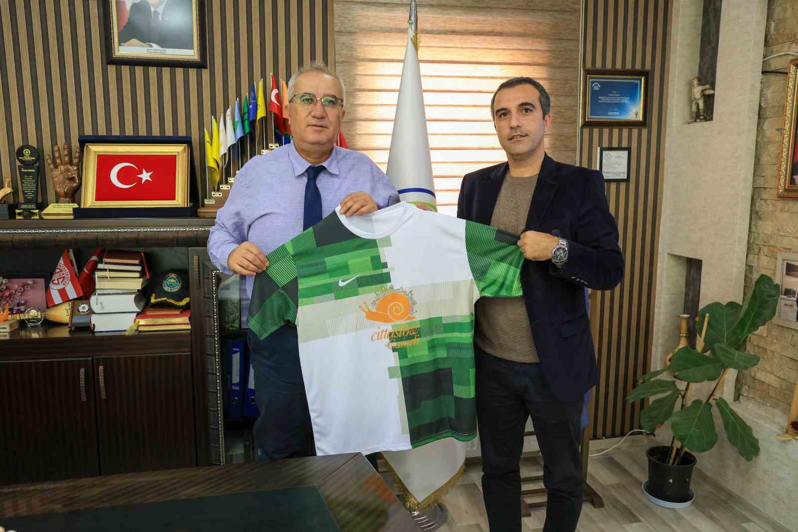 Çameli Belediyesinden Çameli Meslek Yüksekokulu Takımına tam destek