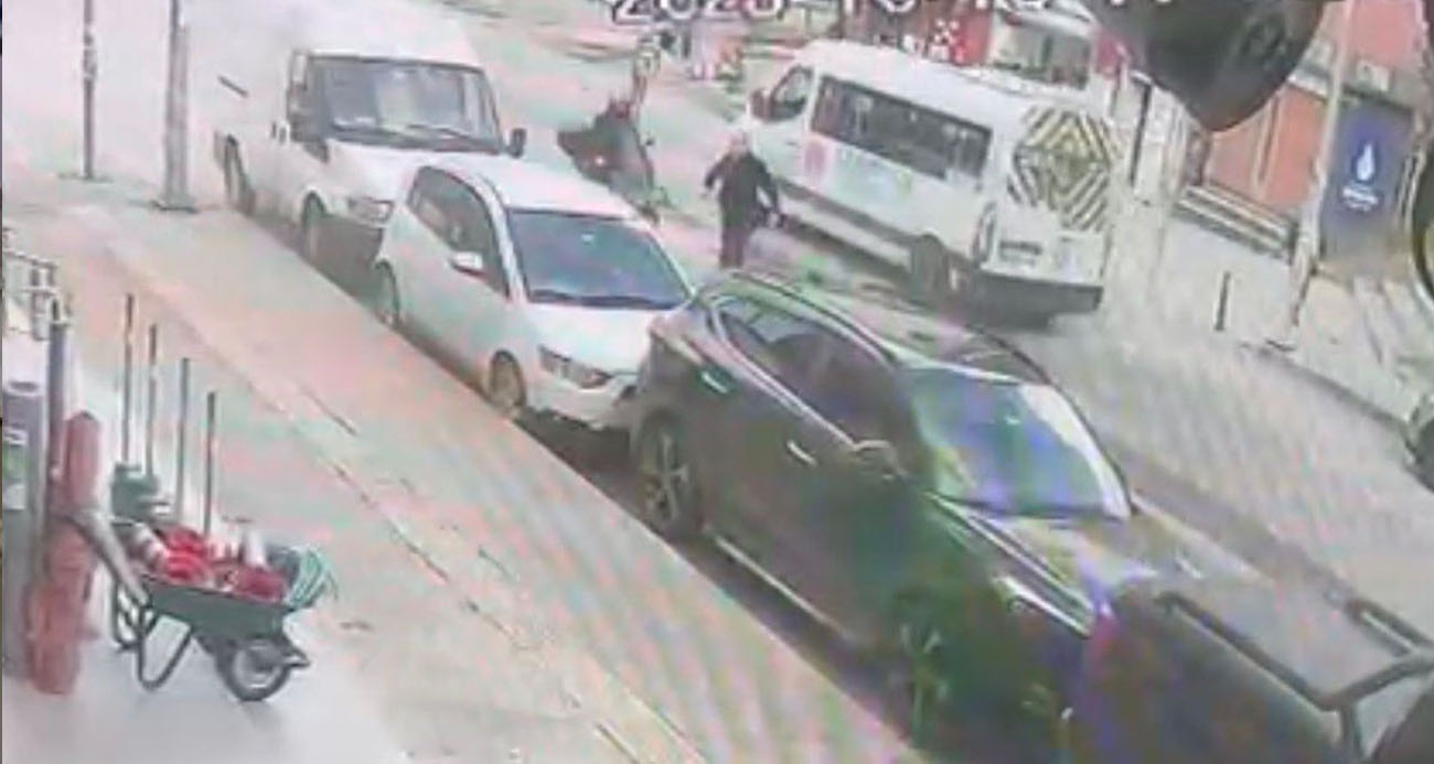 Ümraniye’de feci kaza: Motosiklet yayaya çarptı