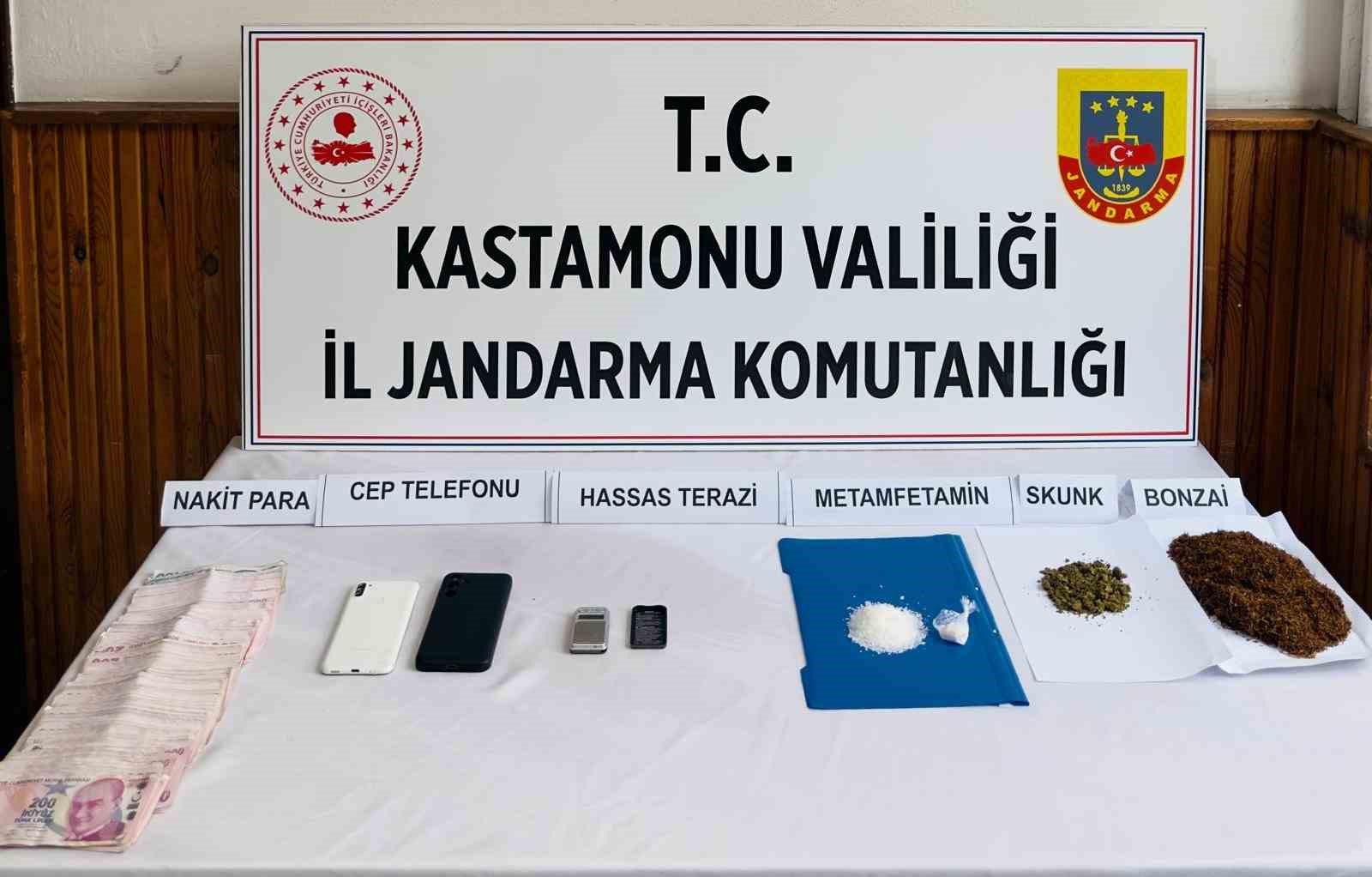 Kastamonu’da uyuşturucu maddeyle yakalanan şüpheli tutuklandı