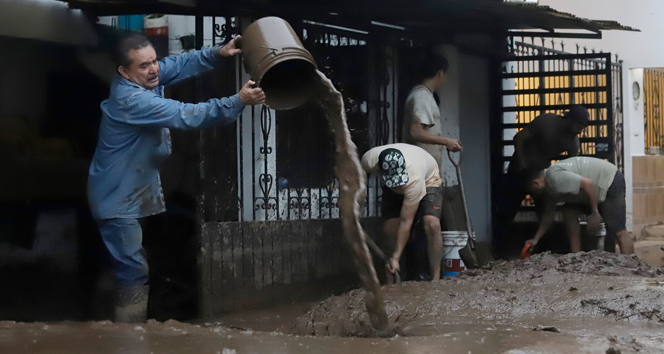 Meksika'daki sel felaketinde ölü sayısı 64'e yükseldi, 65 kişi ise kayıp