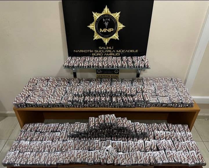Salihli’de 30 bin adet sentetik uyuşturucu hap ele geçirildi: 4 tutuklama