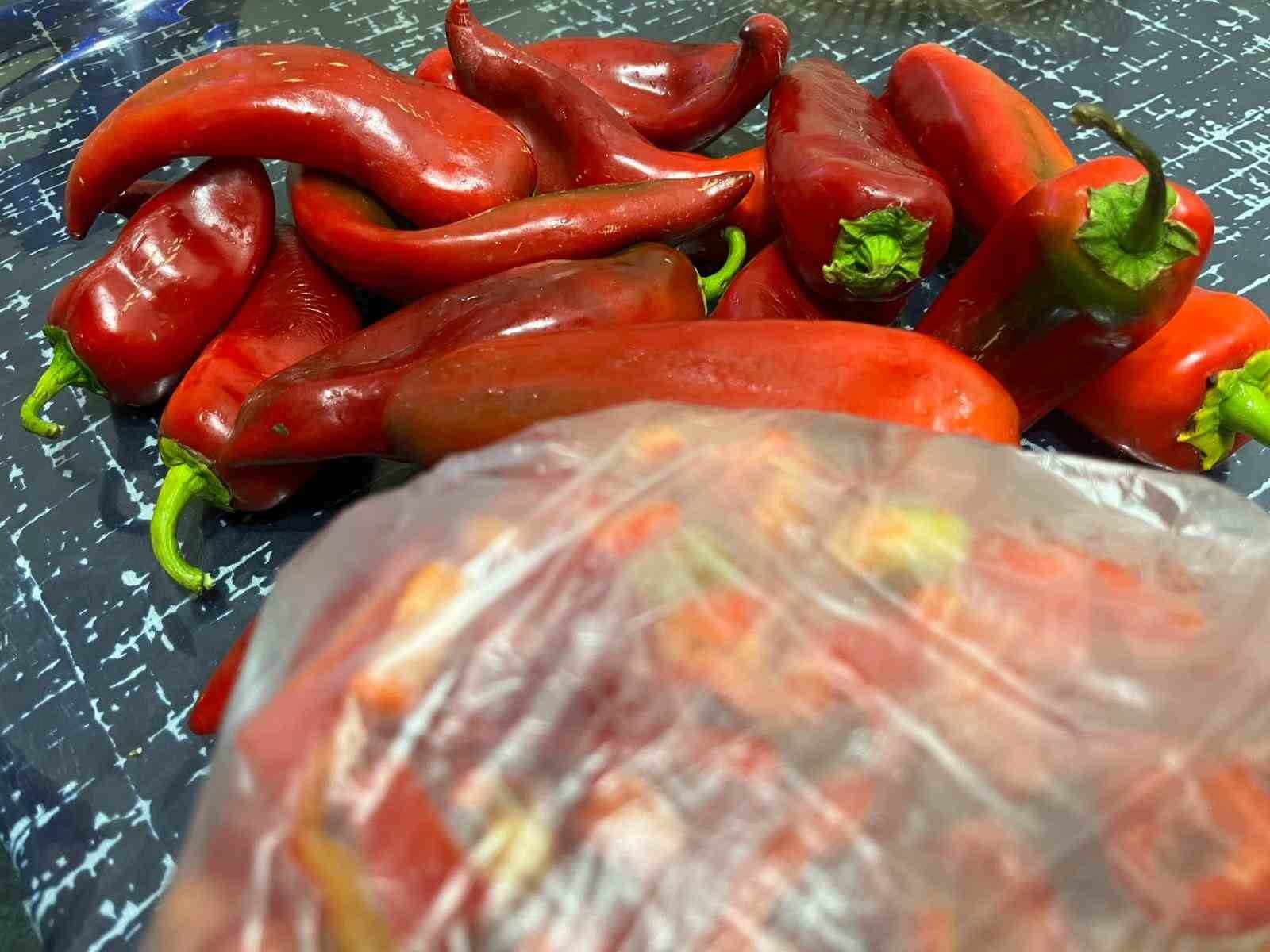 Bayburt’ta kadınların kış hazırlıkları sürüyor