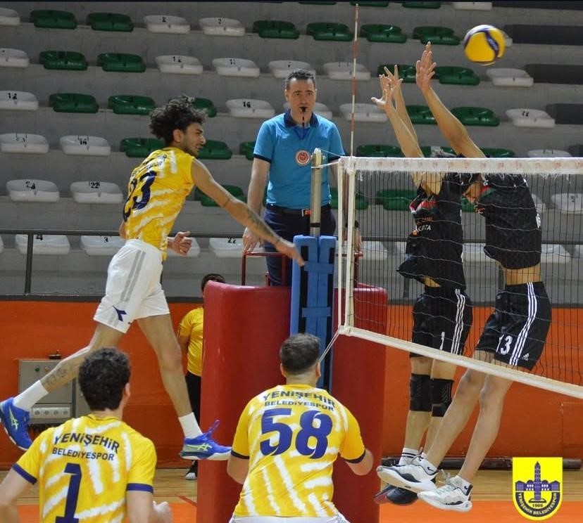 Yenişehir Belediyespor‘da hedef 1 lig