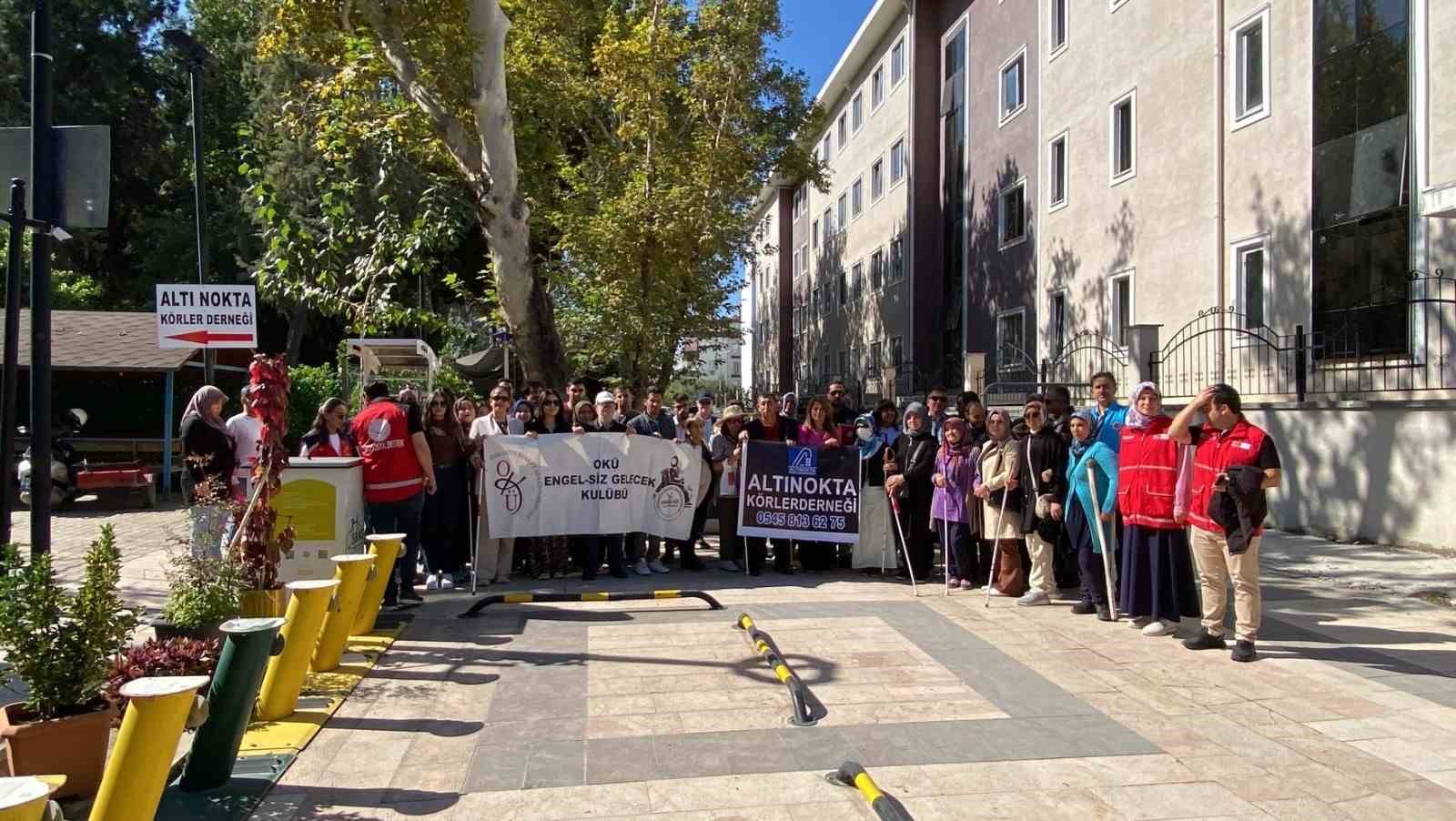 Osmaniye’de ’Beyaz Baston Görme Engelliler Günü’nde farkındalık yürüyüşü düzenlendi