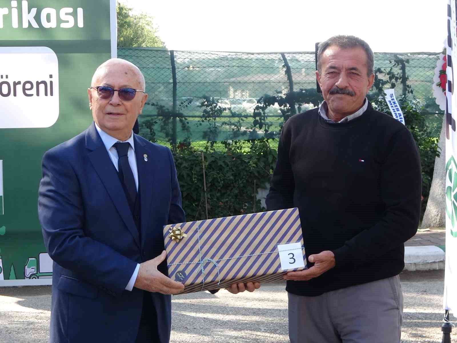 Nuri Şeker Uşak Şeker Fabrikasında 100. yıl üretim dönemi başladı