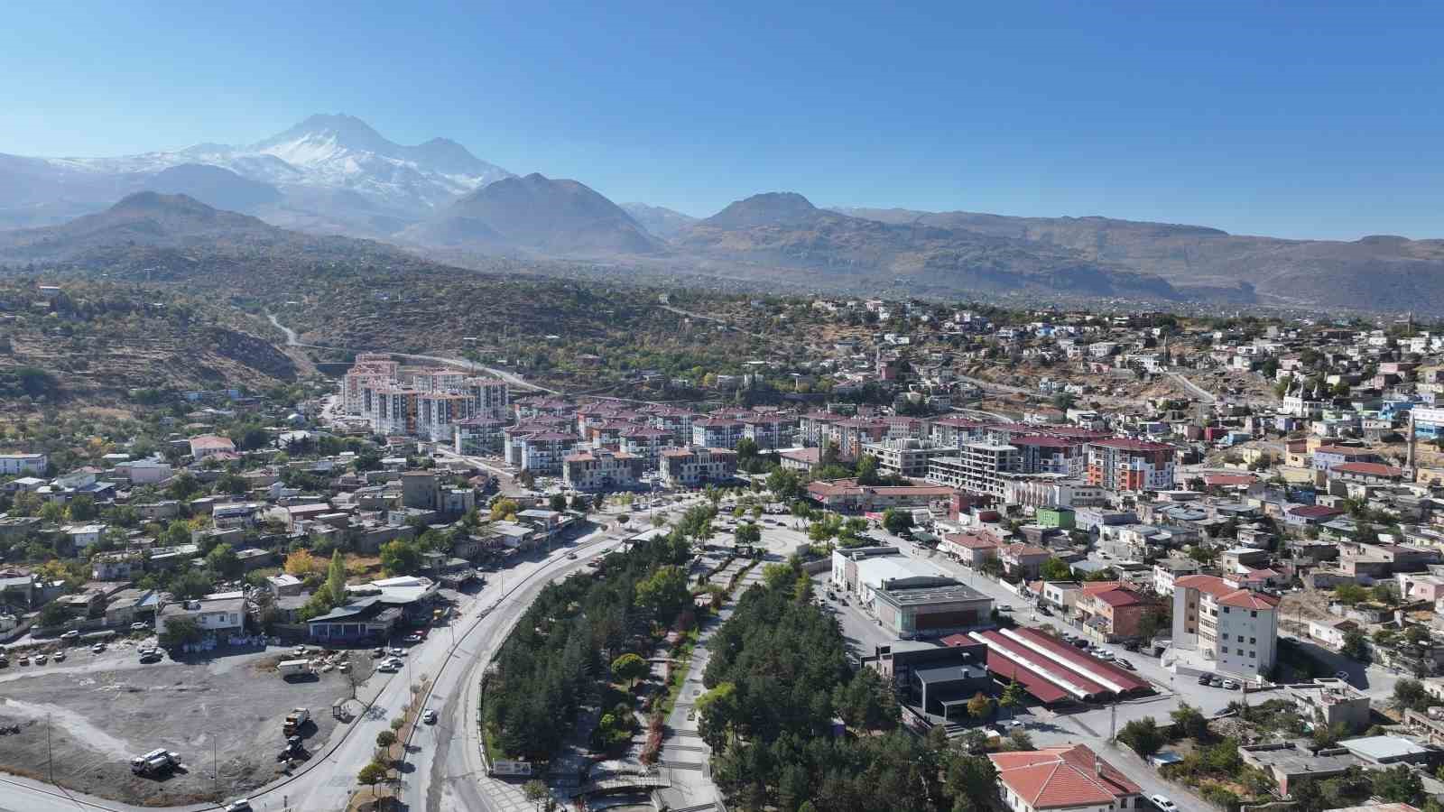 Hacılar’da son rötuşlar: Konutlar kışa kalmayacak