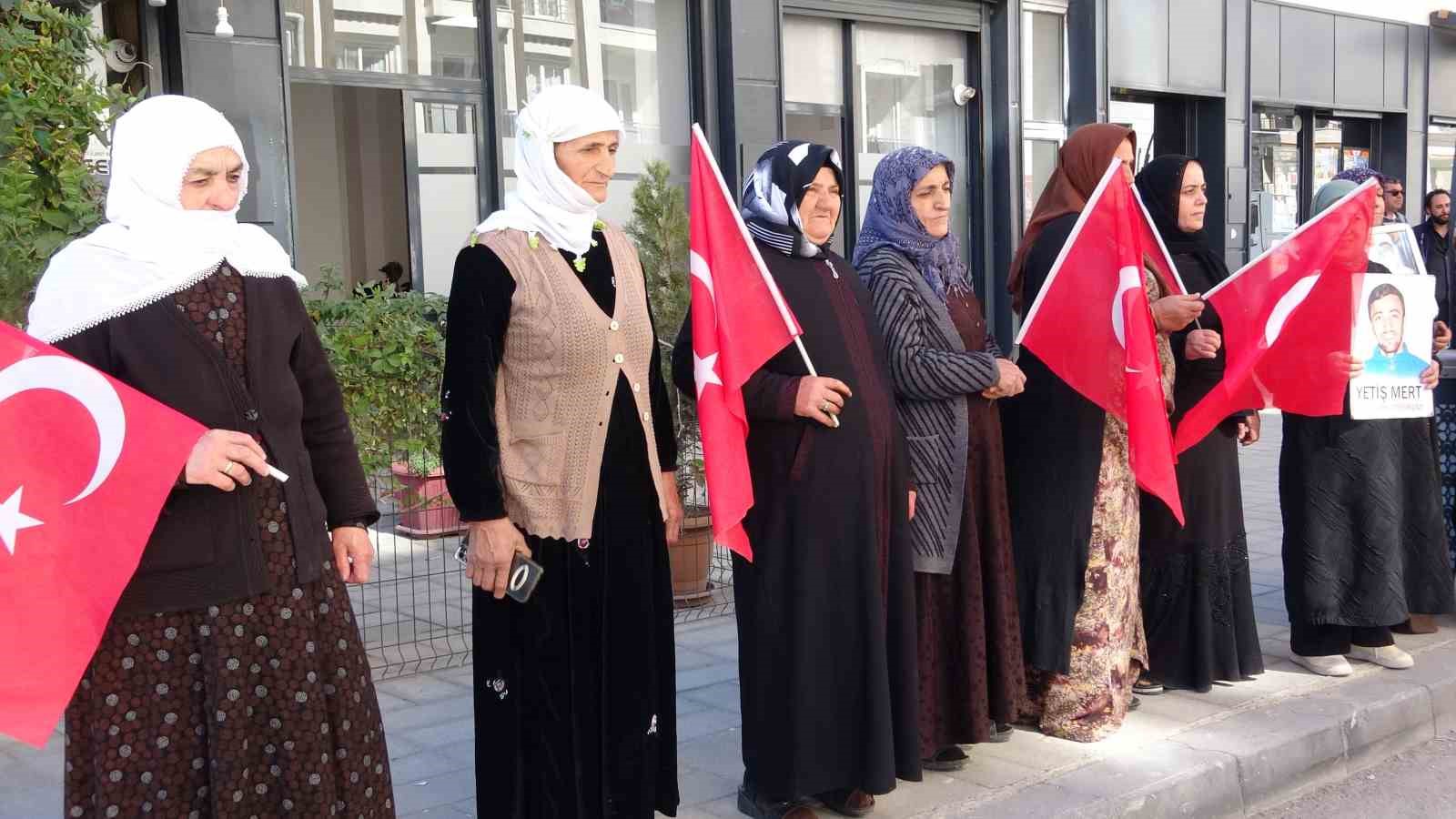 Vanlı annelerin evlat nöbeti 110’uncu haftasında