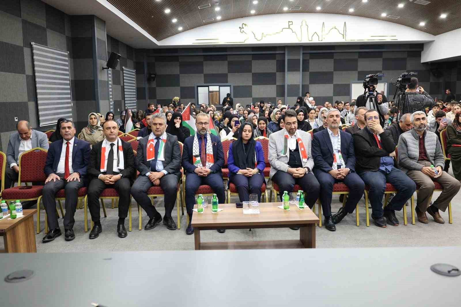 Elazığ’da ‘Filistin Gecesi’ programı