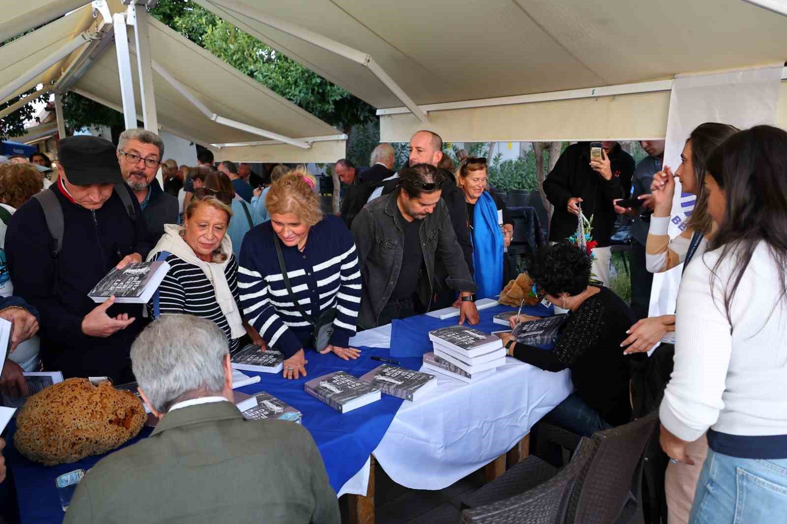 Bodrum’un mavi belleği kitaplarla yaşatılıyor
