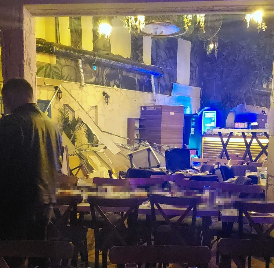 İzmir’de eğlence mekanında faciaya kıl payı: 6 yaralı