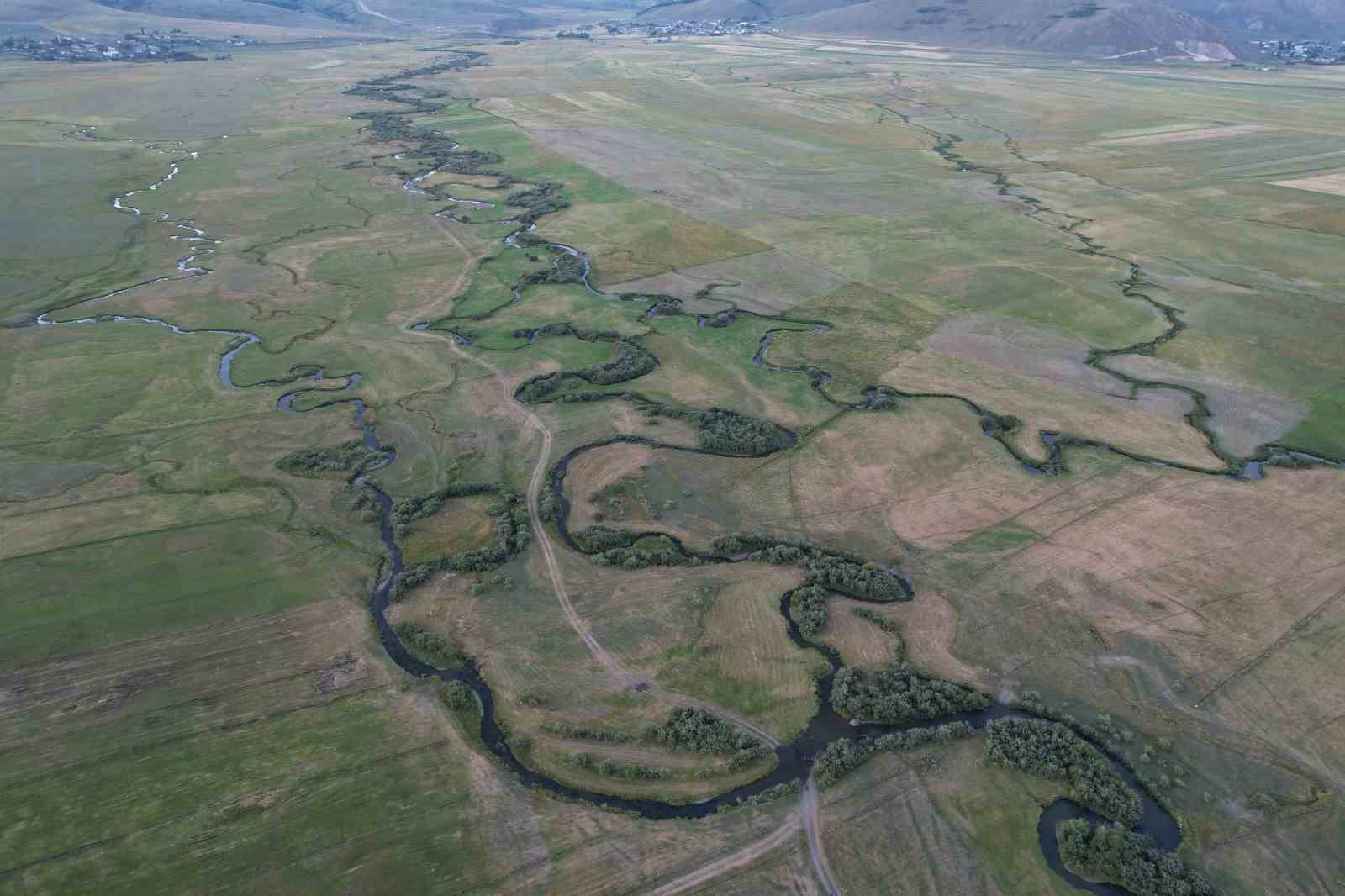 Ardahan’da Menderesler havadan görüntülendi