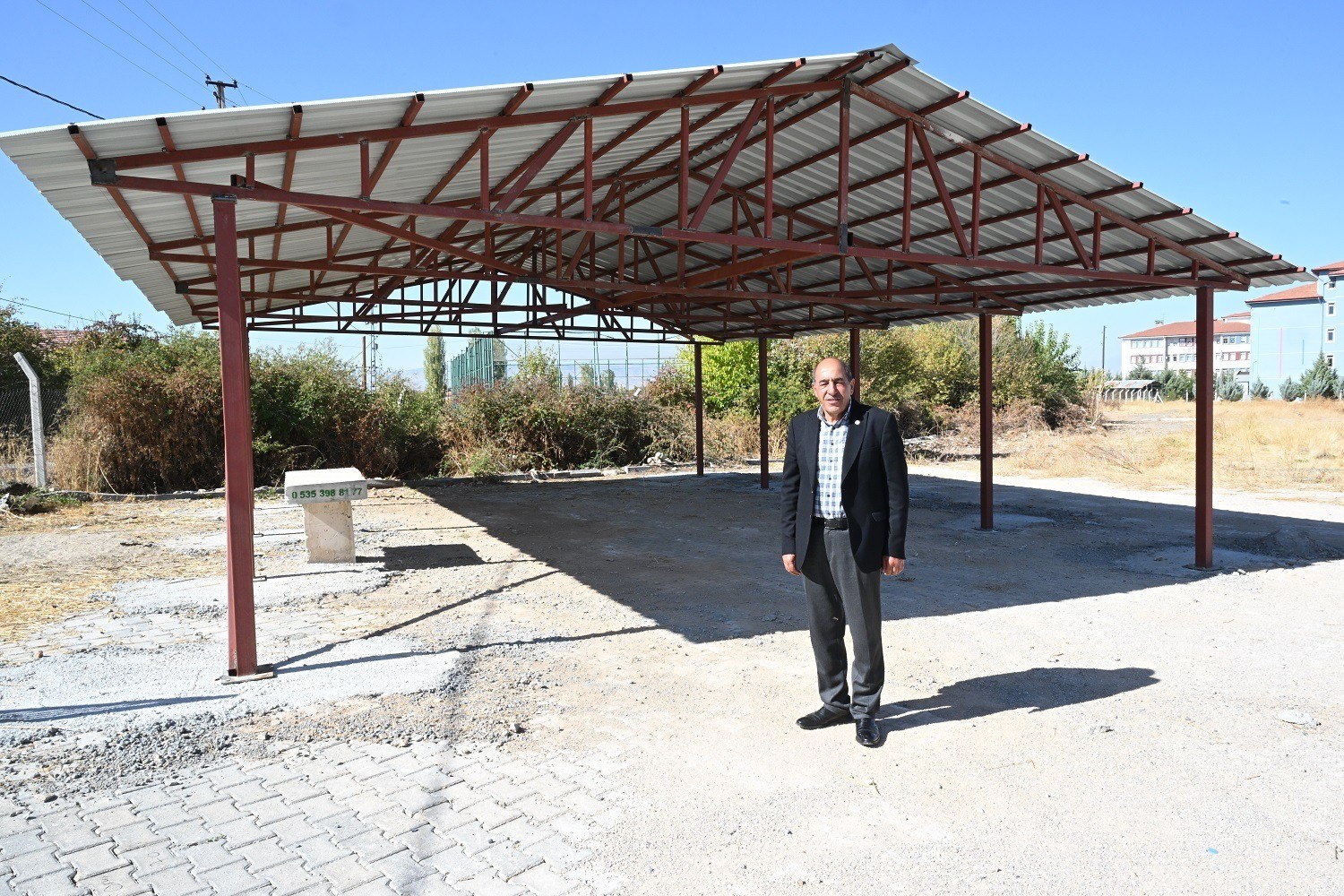 Yeşilyurt’ta mezarlık düzenleme çalışması tamamlandı