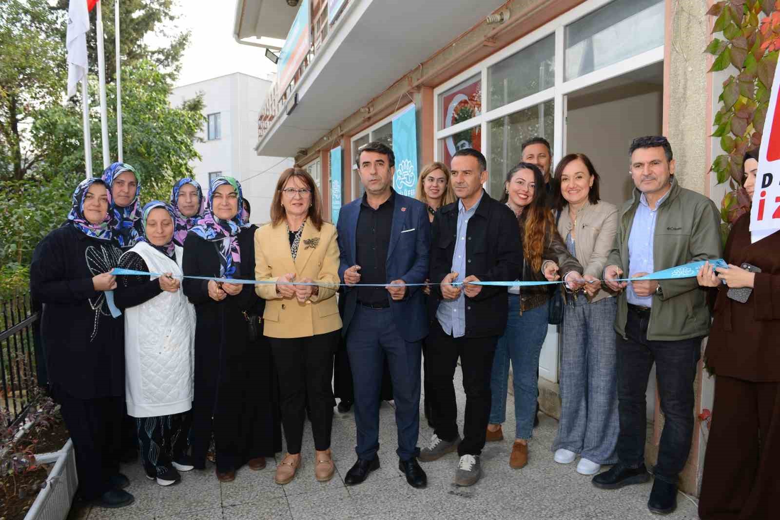 Hasanağa Mahallesi Kadın Yardımlaşma ve Dayanışma Derneği hizmete açıldı