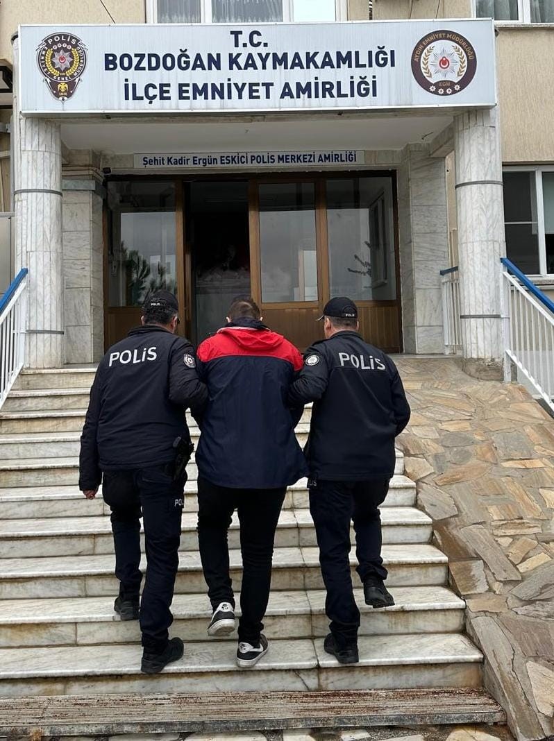 Bozdoğan’da uyuşturucu satıcısı yakalandı