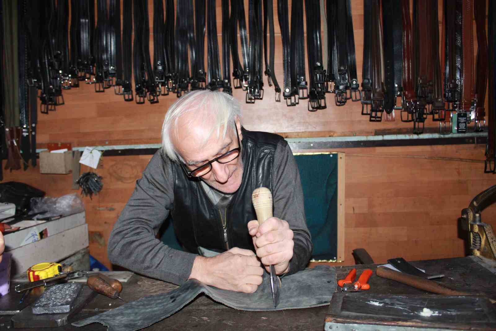 Mesleğe 10 yaşında başladı, yarım asırdır devam ediyor