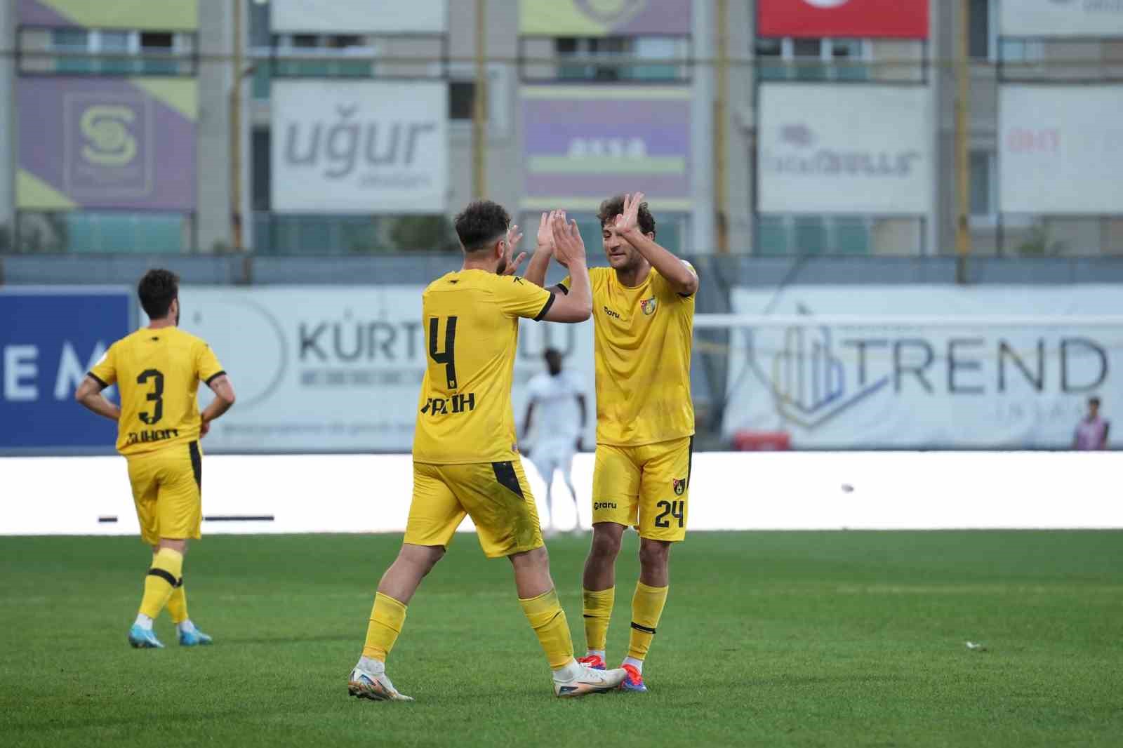 Emrecan Uzunhan, ilk lig golünü kaydetti