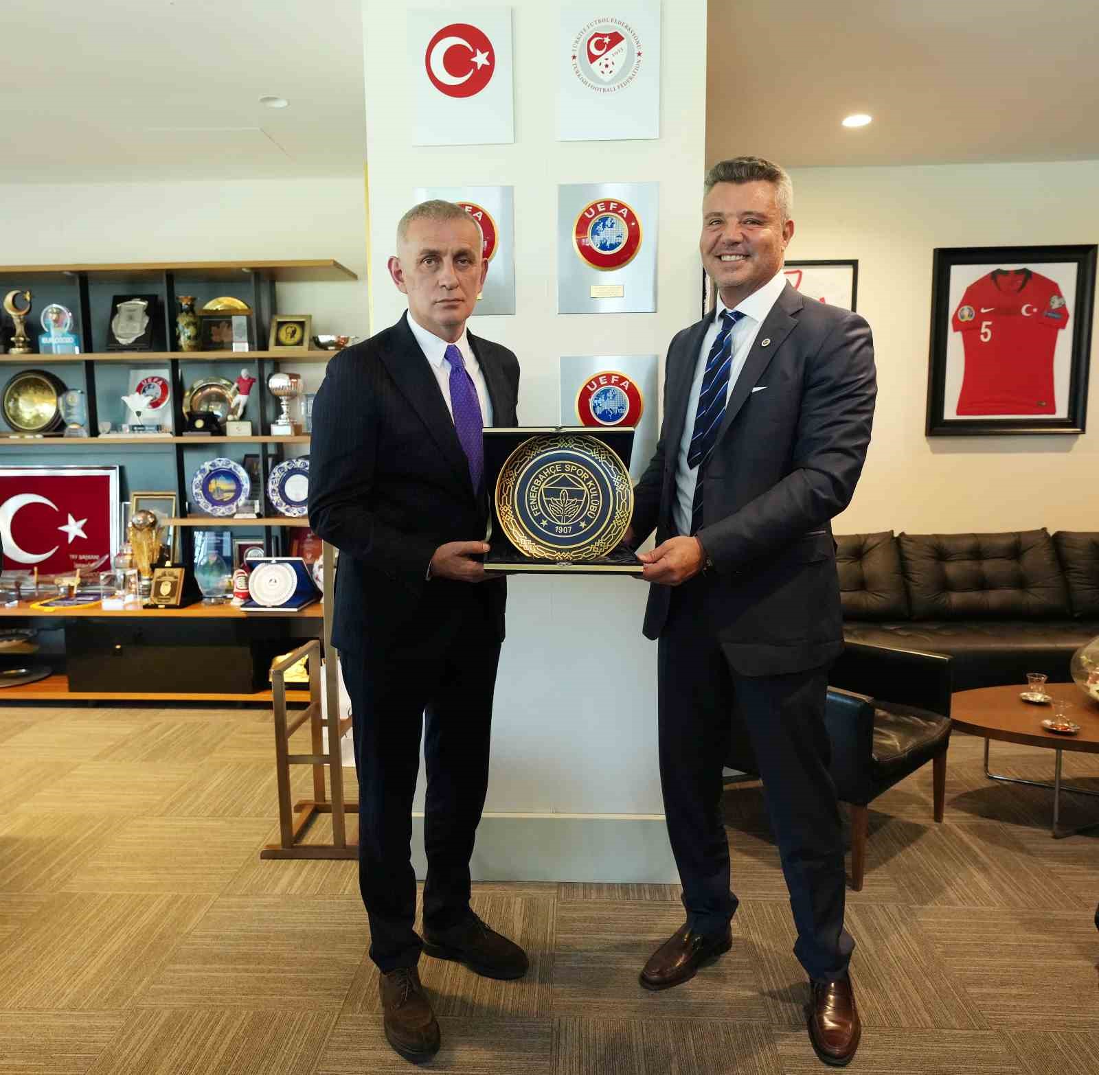 Fenerbahçe Başkanı Sadettin Saran, TFF Başkanı Hacıosmanoğlu’nu ziyaret etti