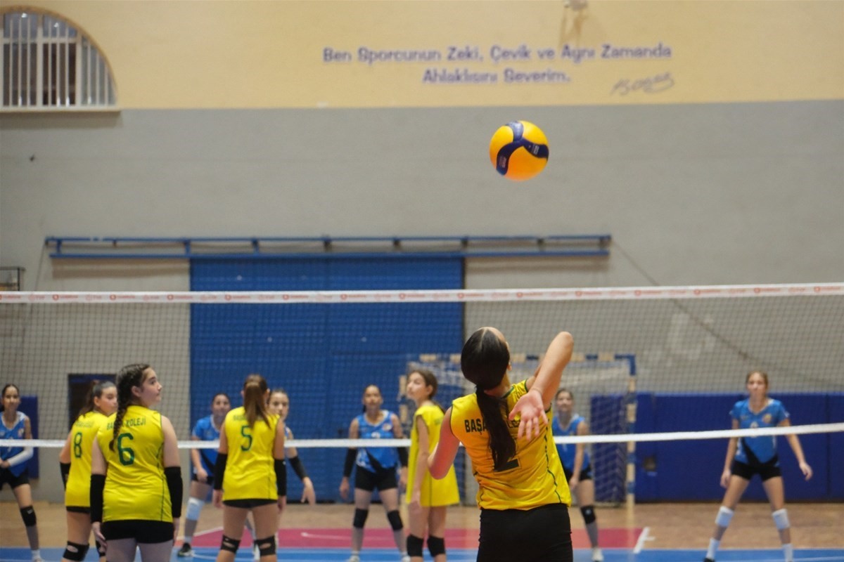 Aydın’da okul sporları il birinciliği müsabakaları başladı