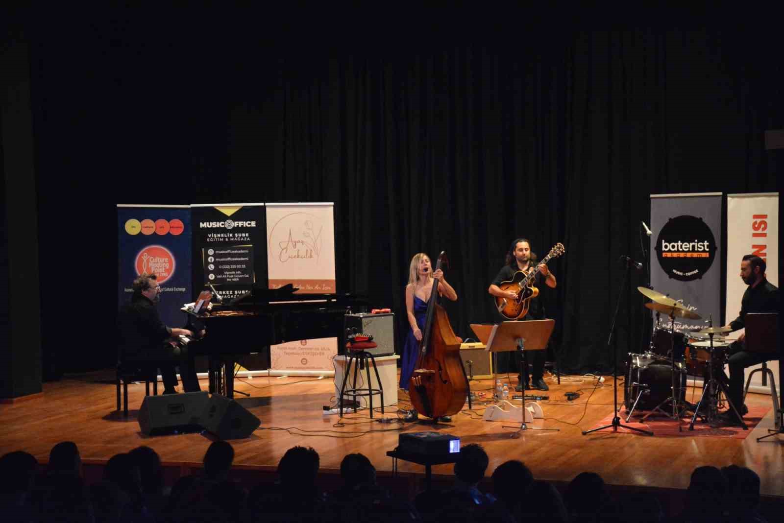 Anadolu Üniversitesi’nde Esra Kayıkçı Kuartet dinleyicilerle buluştu