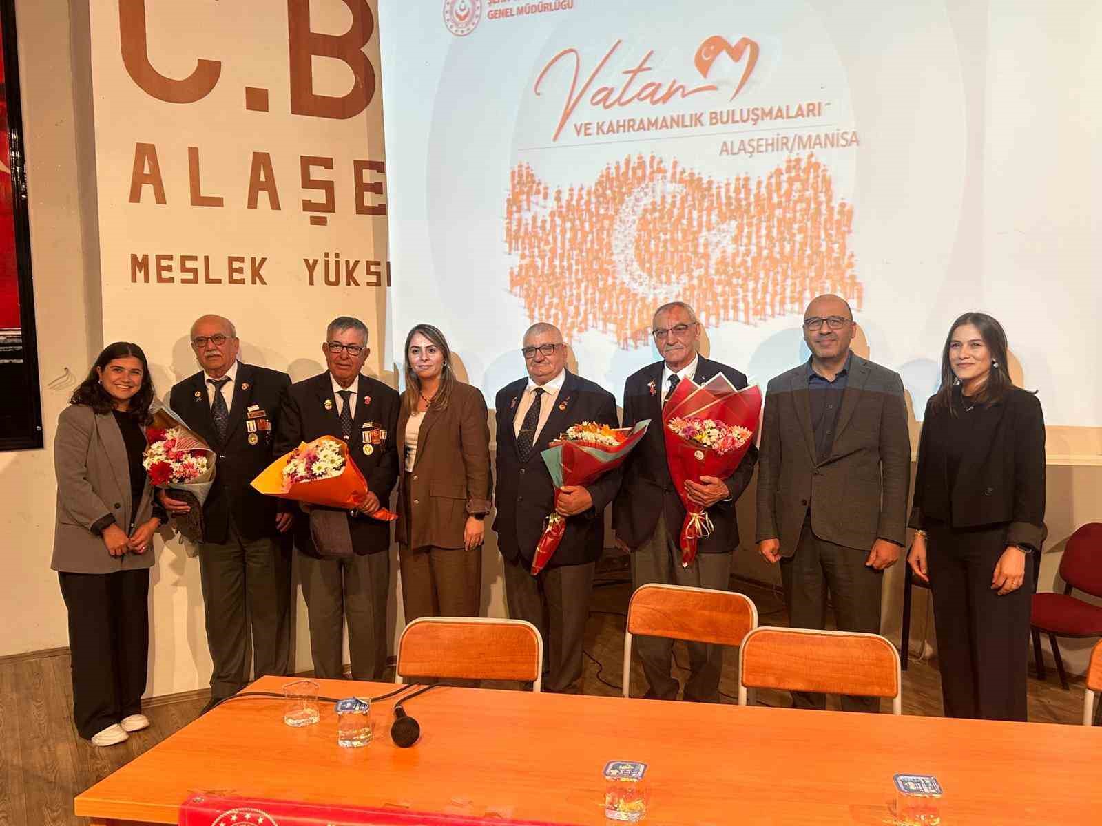 Gaziler, öğrencilerle buluştu