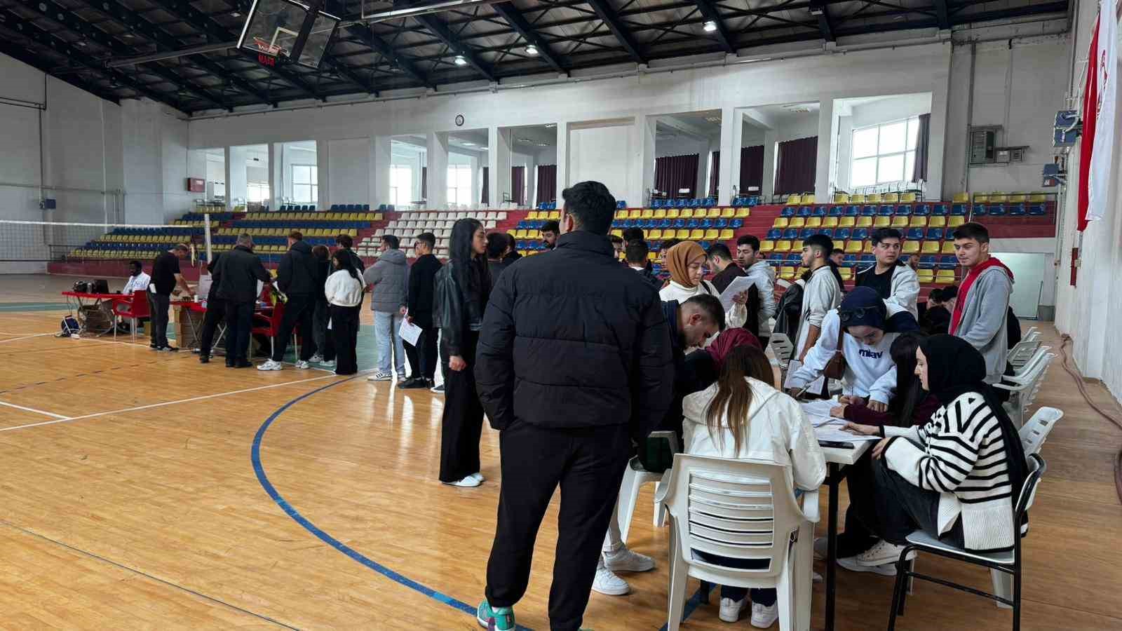 Alaplı MYO’da kan bağışı kampanyası büyük İlgi gördü