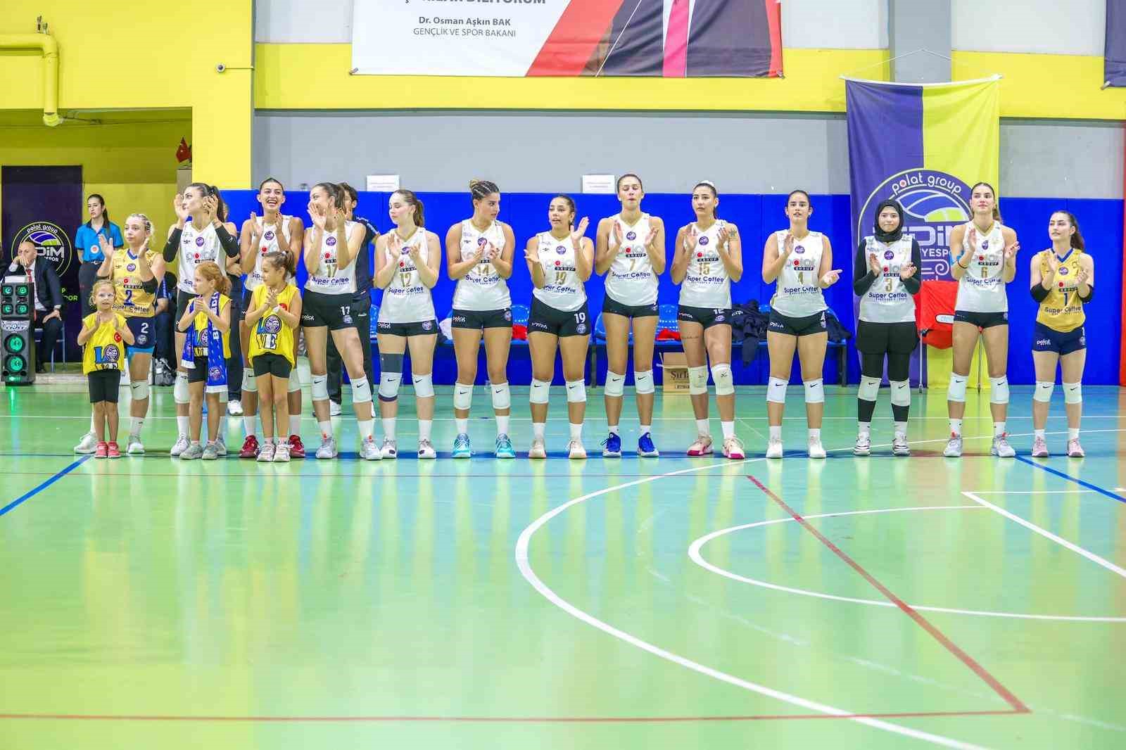 Didim Belediyespor Kadın Voleybol Takımı galibiyet serisini sürdürdü