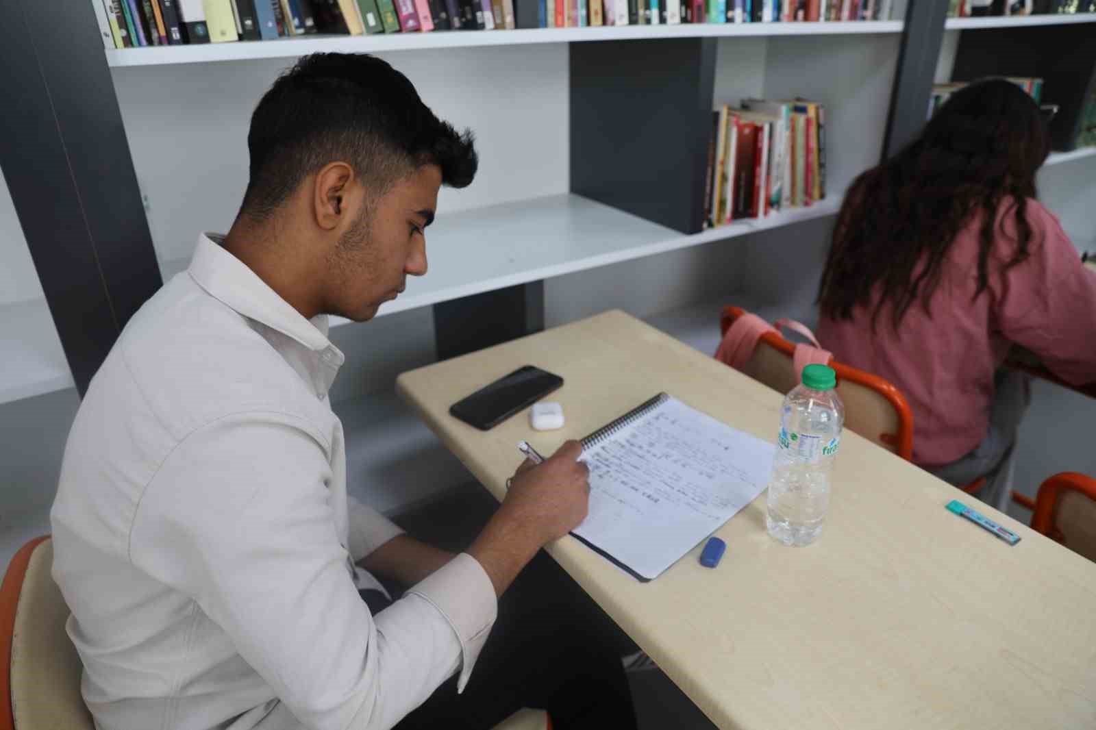 Belediyenin ücretsiz LGS ve YKS kurslarına yoğun ilgi