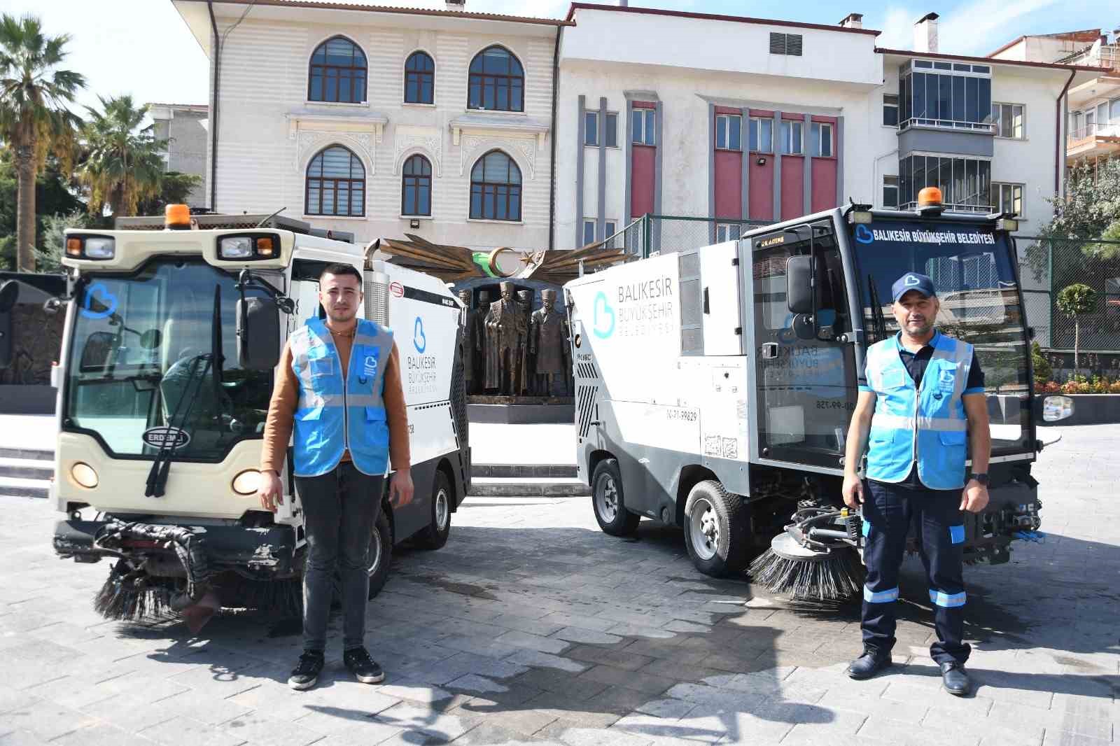 Büyükşehir’den şehrin dört bir yanında temizlik seferberliği
