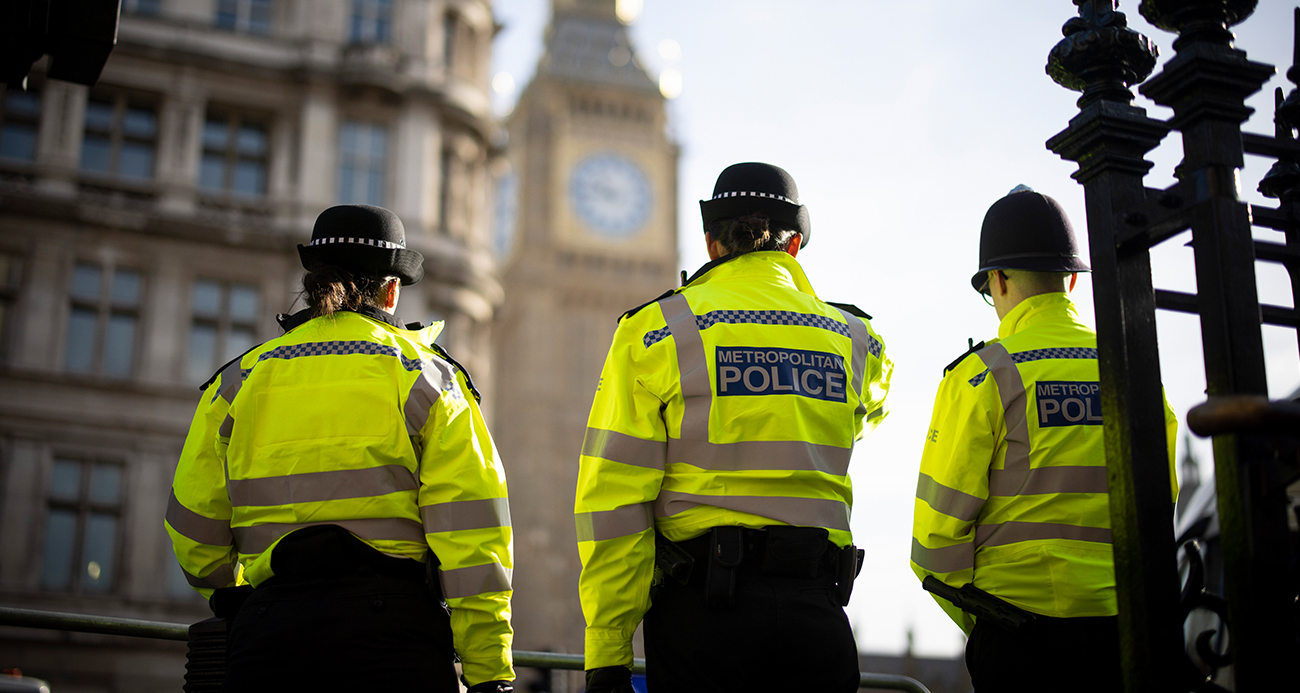 İngiliz polisi acil durum çağrılarına dronlarla yanıt verecek