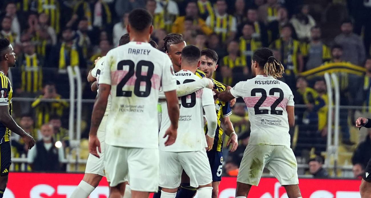 Fenerbahçe- Stuttgart maçında son düdük çaldı, ortalık karıştı
