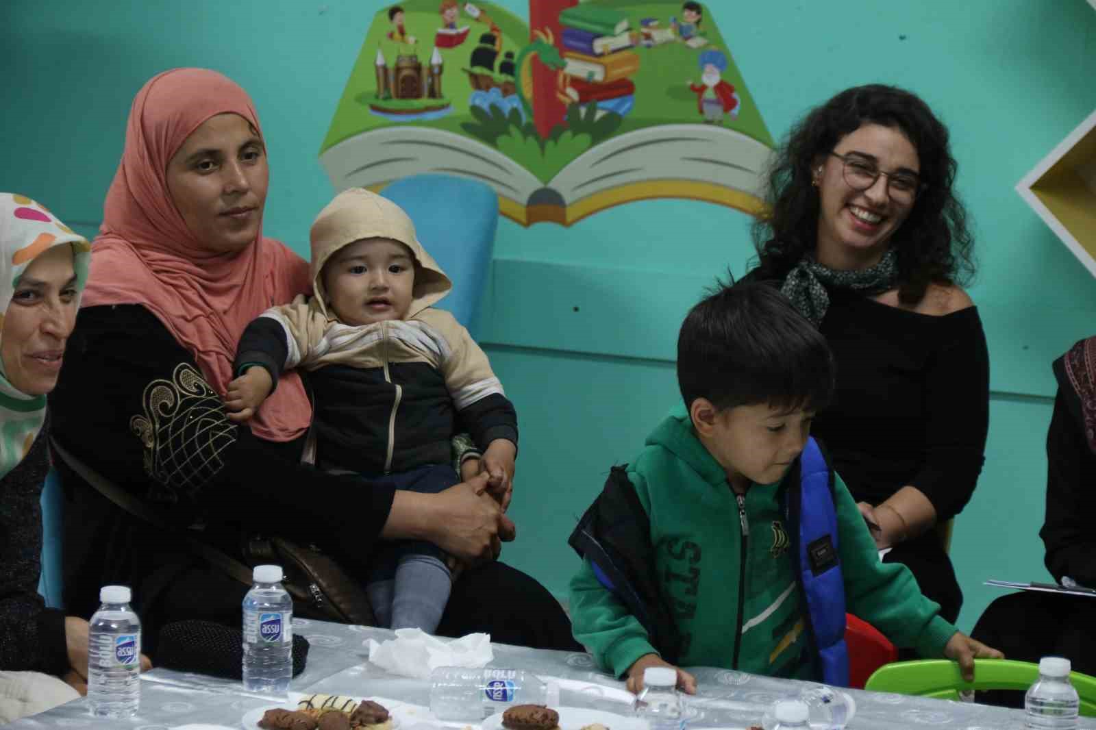 Psikolojik danışmanlar, velilerle bir araya geldi: Ekran süresi ve dikkat dağınıklığı en büyük problem