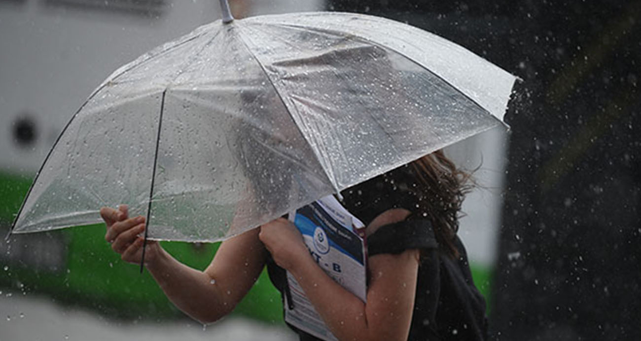 İstanbul Valiliği'nden eğitime yağmur düzenlemesi