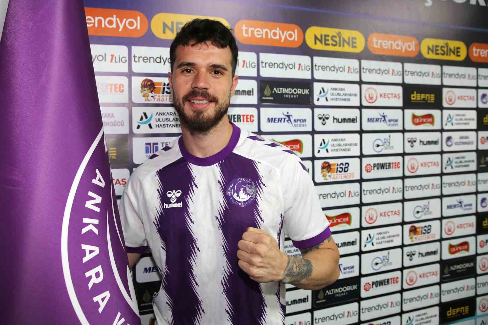 ankara-keciorengucu-duhan-aksu-yu-kadrosuna-katti