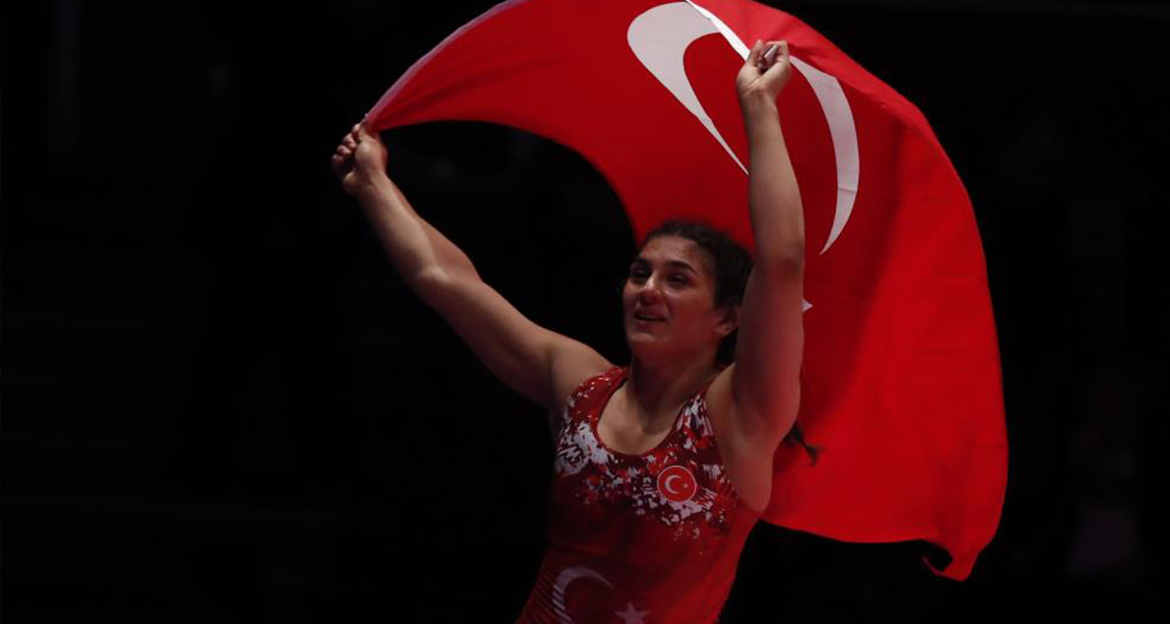 Nesrin Baş, 3. kez U23 dünya şampiyonu