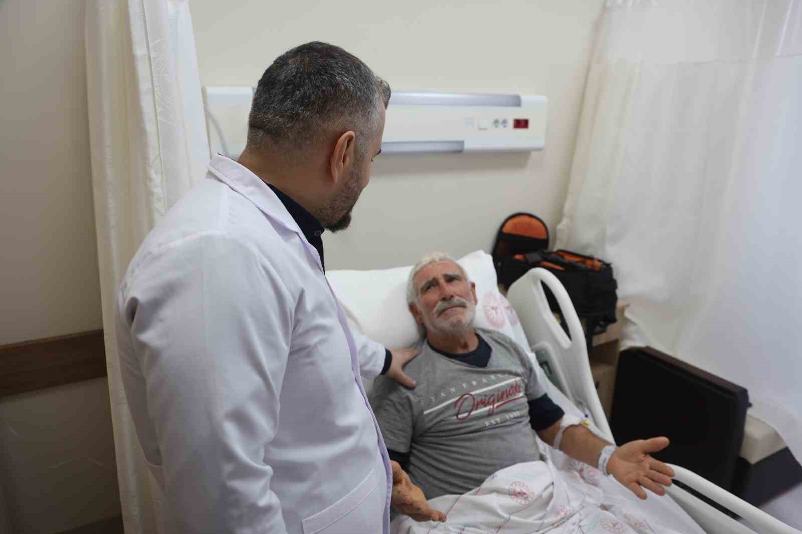 Kamyondan düşüp pelvis kemiği kırıldı, Konya’da 2 saatlik ameliyatla sağlığına kavuştu