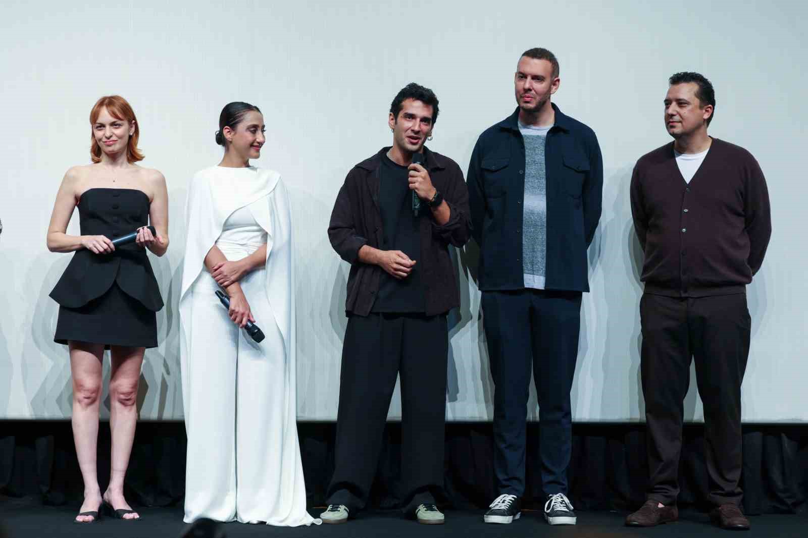 Altın Portakal, Gelin Takımı 2’nin galasıyla başladı